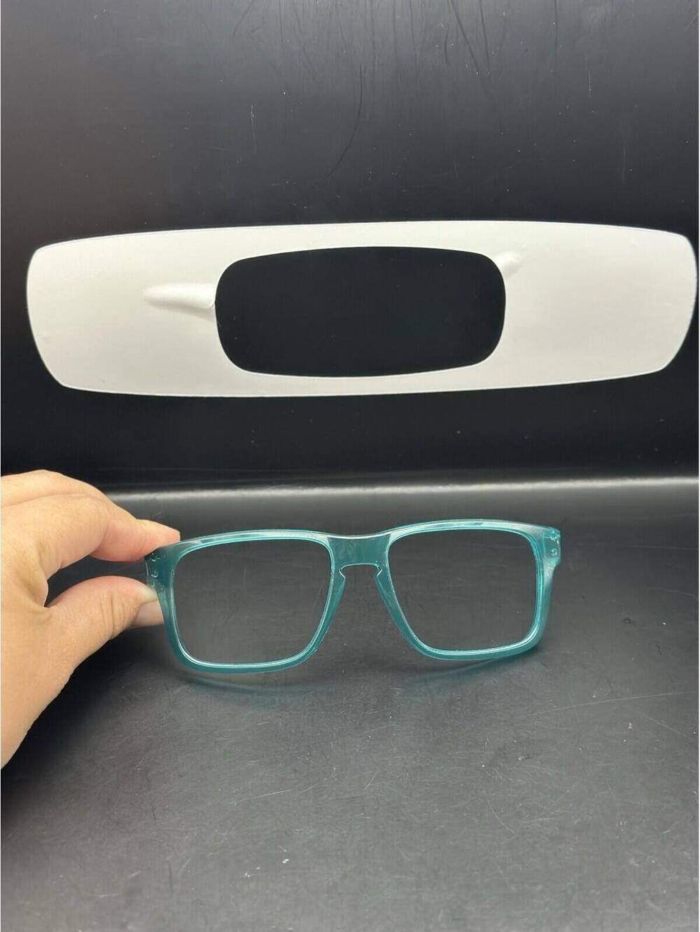 Oakley Holbrook XS Trans Artic Surf Front/Orbital